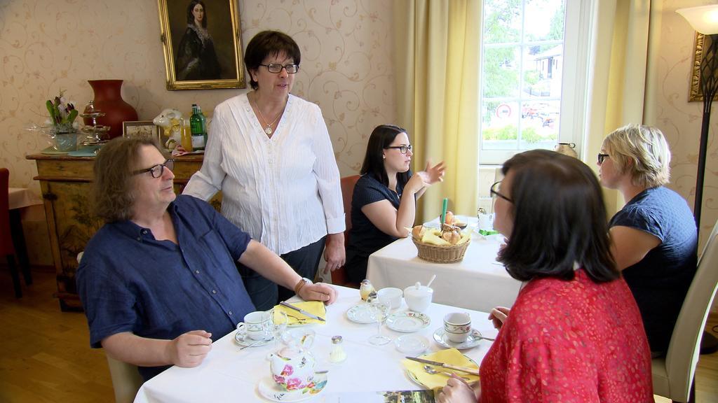 Hotel Gaestehaus Priester Limburg an der Lahn Eksteriør bilde