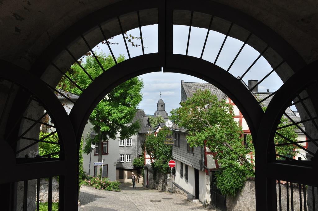 Hotel Gaestehaus Priester Limburg an der Lahn Eksteriør bilde